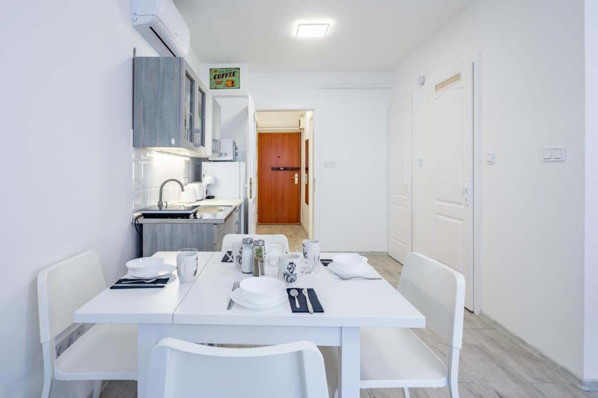 Convenient 2-Room Central Apartment Βουδαπέστη Εξωτερικό φωτογραφία