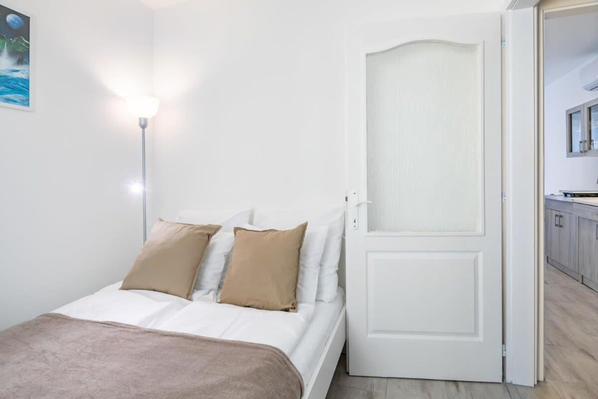 Convenient 2-Room Central Apartment Βουδαπέστη Εξωτερικό φωτογραφία
